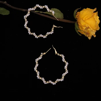 Navíjanie Pearl Hoop Náušnice pre Ženy Vintage Šperky vyrábané Ručne Korálkové Twist Hip Hop Nehrdzavejúcej Ocele, Náušnice v Uchu Krúžok Dievča